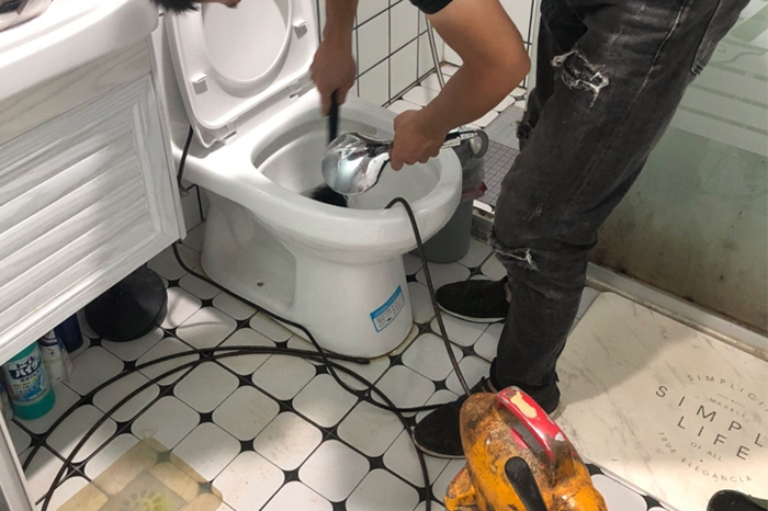 龙湖疏通下水道