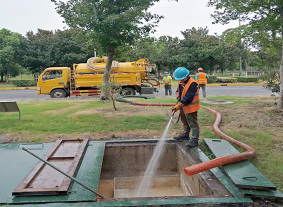 龙湖化油池清理