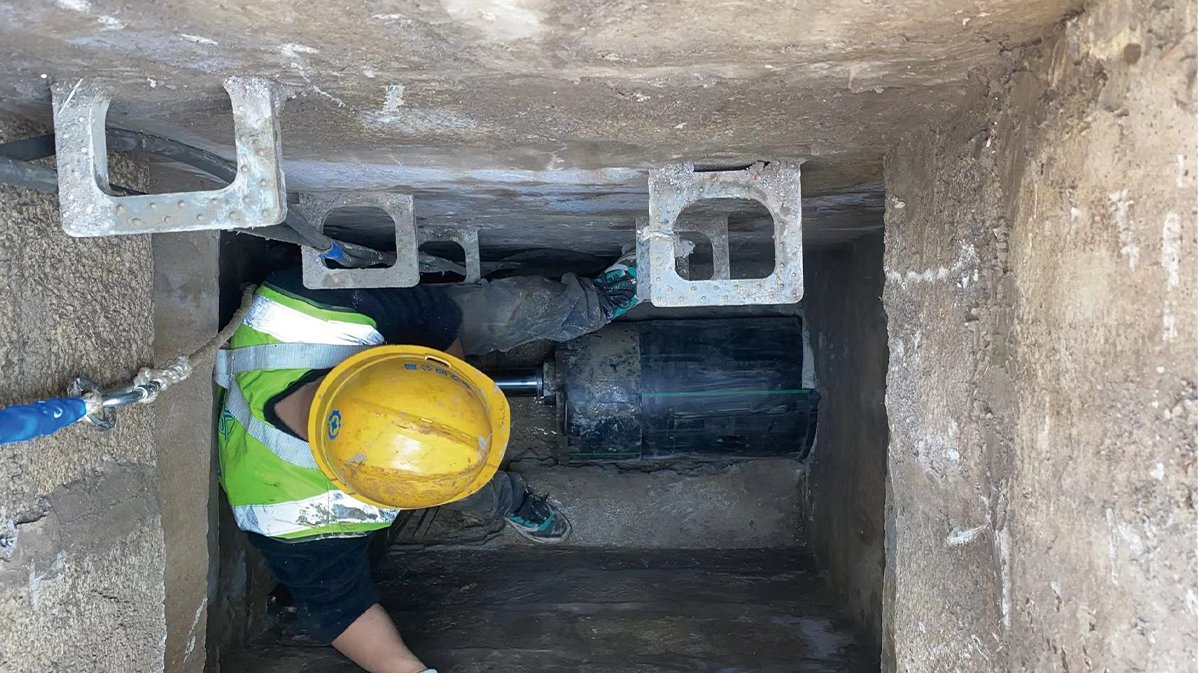 龙湖HDPE短管内衬法